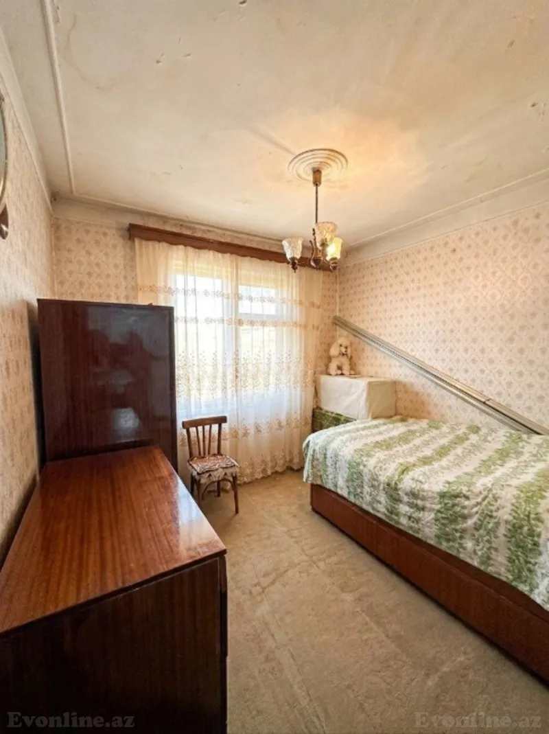 Satılır 3 otaqlı Mənzil Köhnə tikili 80 m² Əhmədli m. - şəkil 3