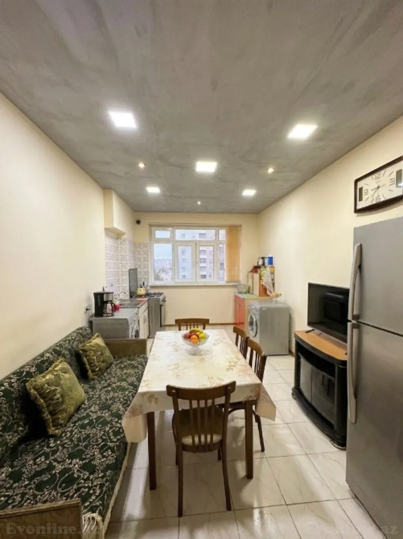 Satılır 3 otaqlı Mənzil Köhnə tikili 80 m² Əhmədli m. - şəkil 4