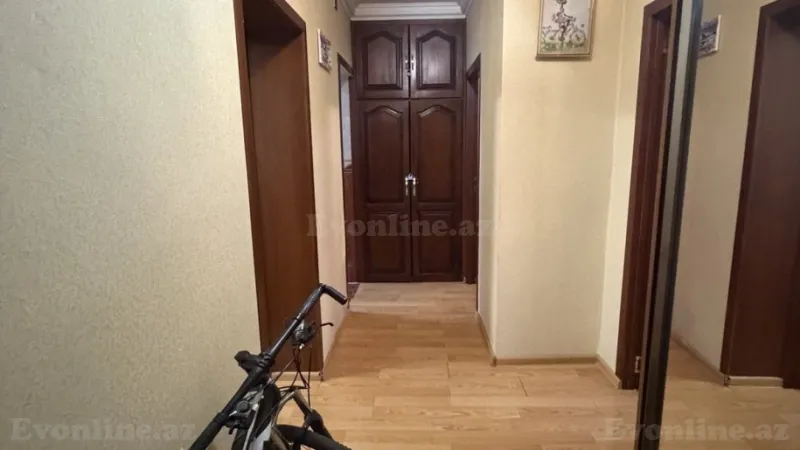 Satılır 3 otaqlı Mənzil Köhnə tikili 70 m² Qaraçuxur - şəkil 4