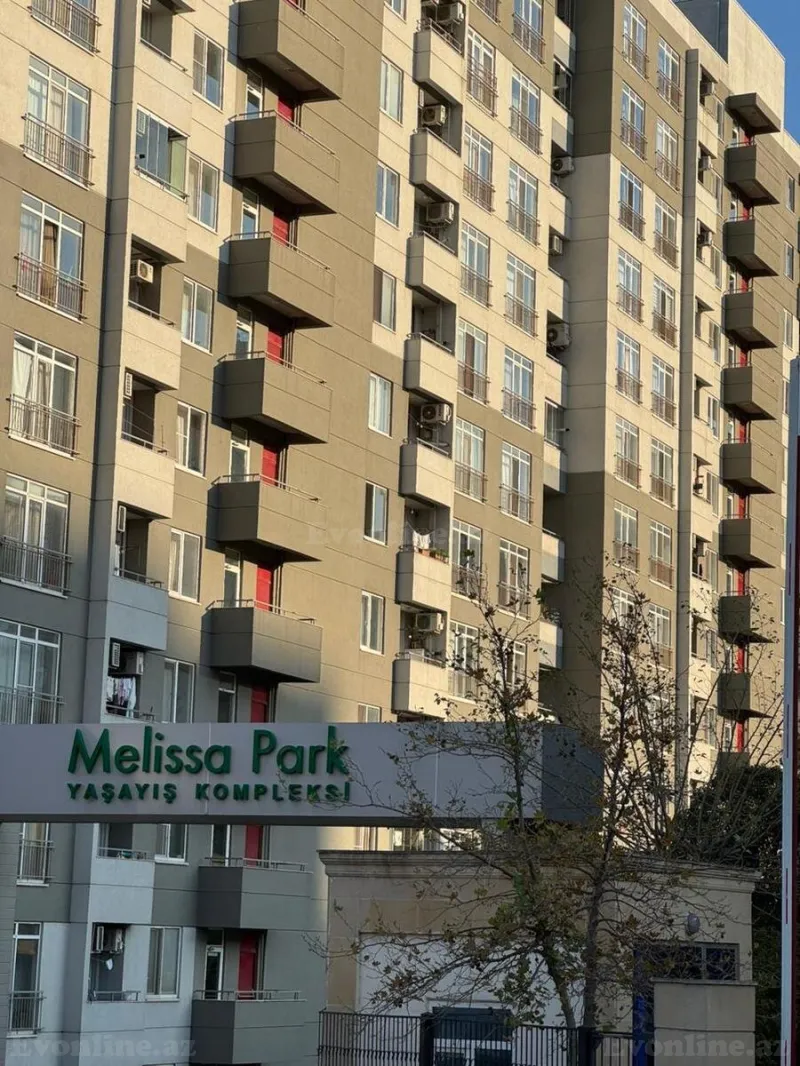 1 otaqlı Mənzil 30 m² 20 Yanvar m. Satılır
