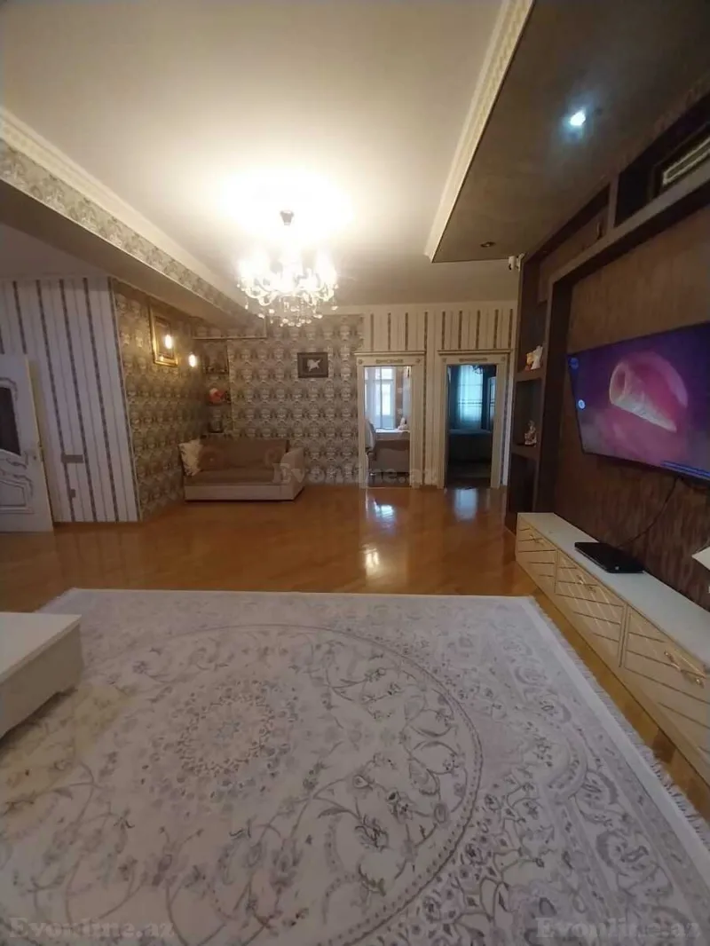 Satılır 4 otaqlı Mənzil Yeni tikili 175 m² Memar Əcəmi m. - şəkil 6