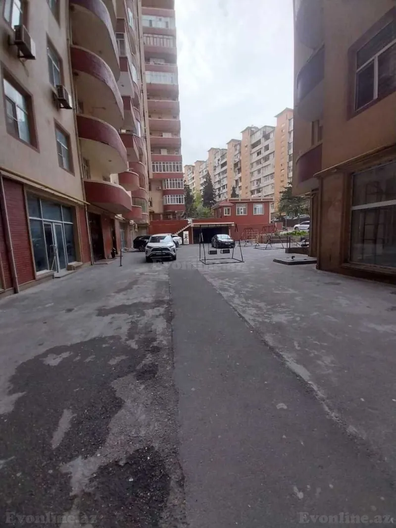 Satılır 4 otaqlı Mənzil Yeni tikili 175 m² Memar Əcəmi m. - şəkil 11