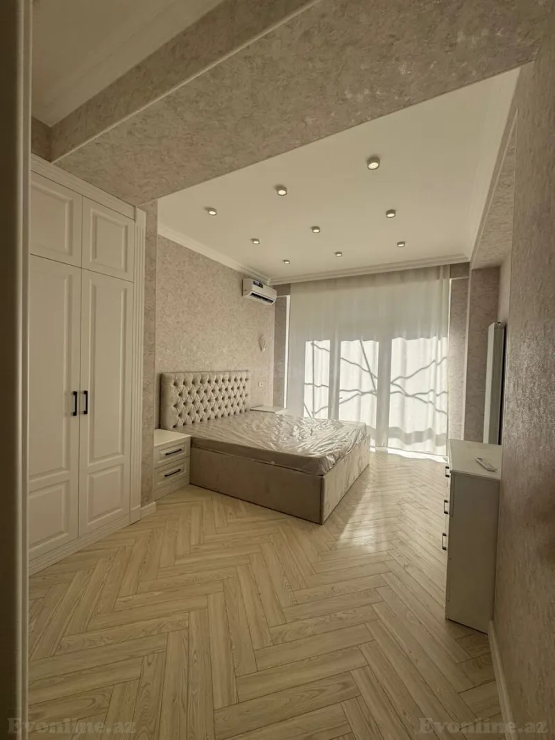 Kirayə verilir 4 otaqlı Mənzil Yeni tikili 170 m² 28 May m. - şəkil 3