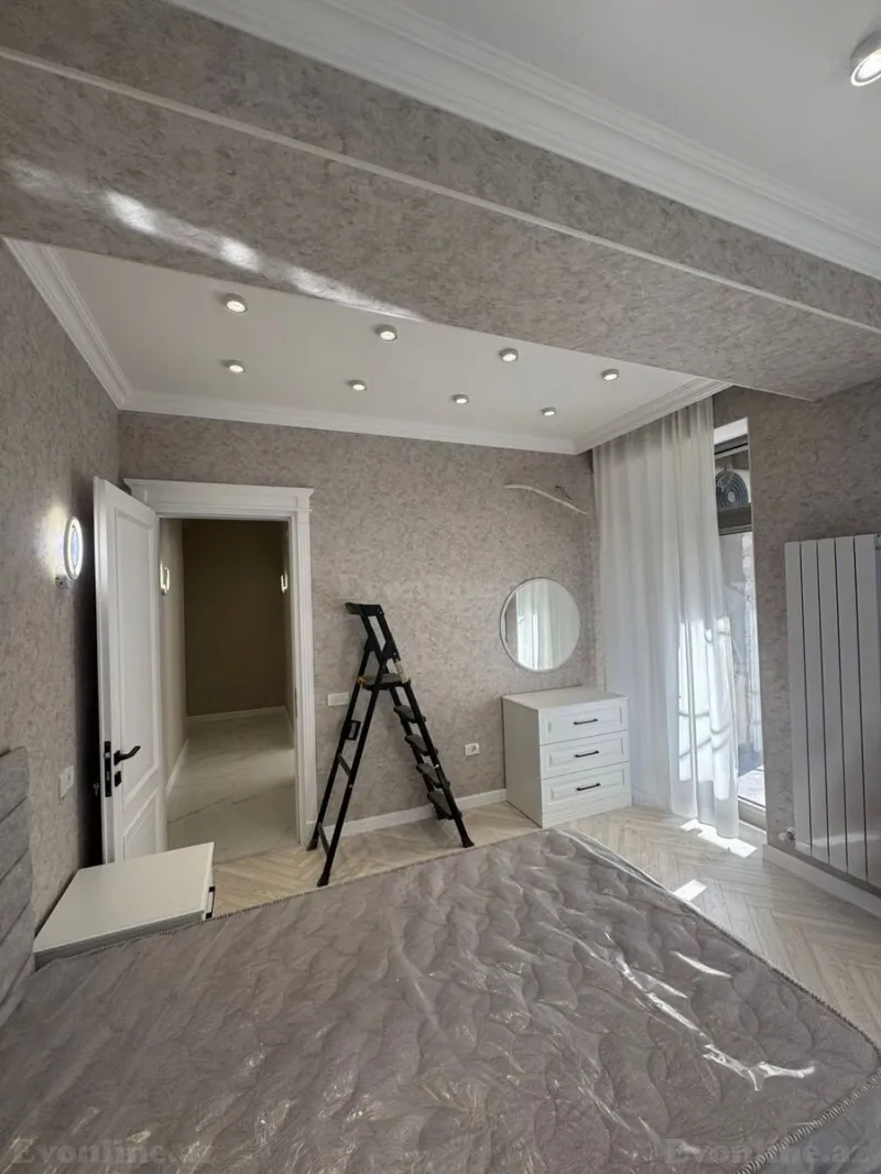 Kirayə verilir 4 otaqlı Mənzil Yeni tikili 170 m² 28 May m. - şəkil 23