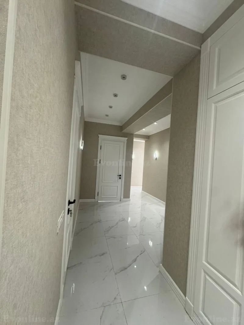 Kirayə verilir 4 otaqlı Mənzil Yeni tikili 170 m² 28 May m. - şəkil 27