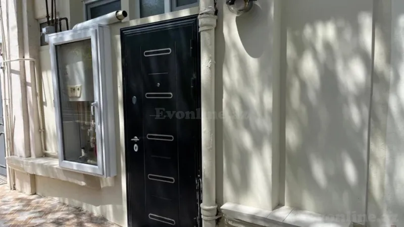 3 otaqlı Mənzil 65 m² 28 May m. Kirayə verilir