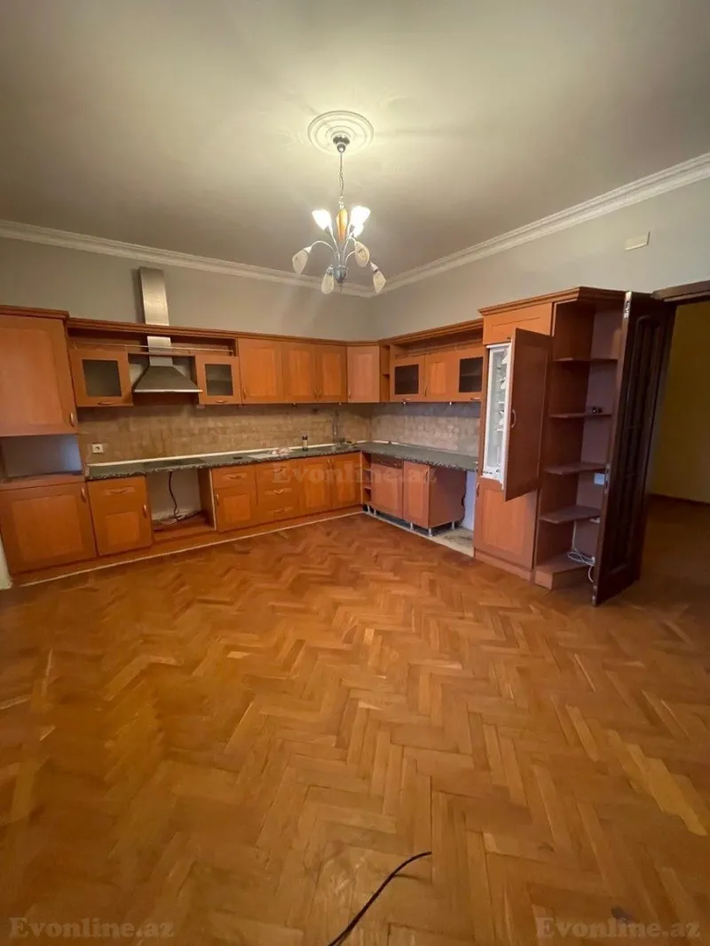 Satılır 4 otaqlı Mənzil Yeni tikili 185 m² Elmlər Akademiyası m. - şəkil 7