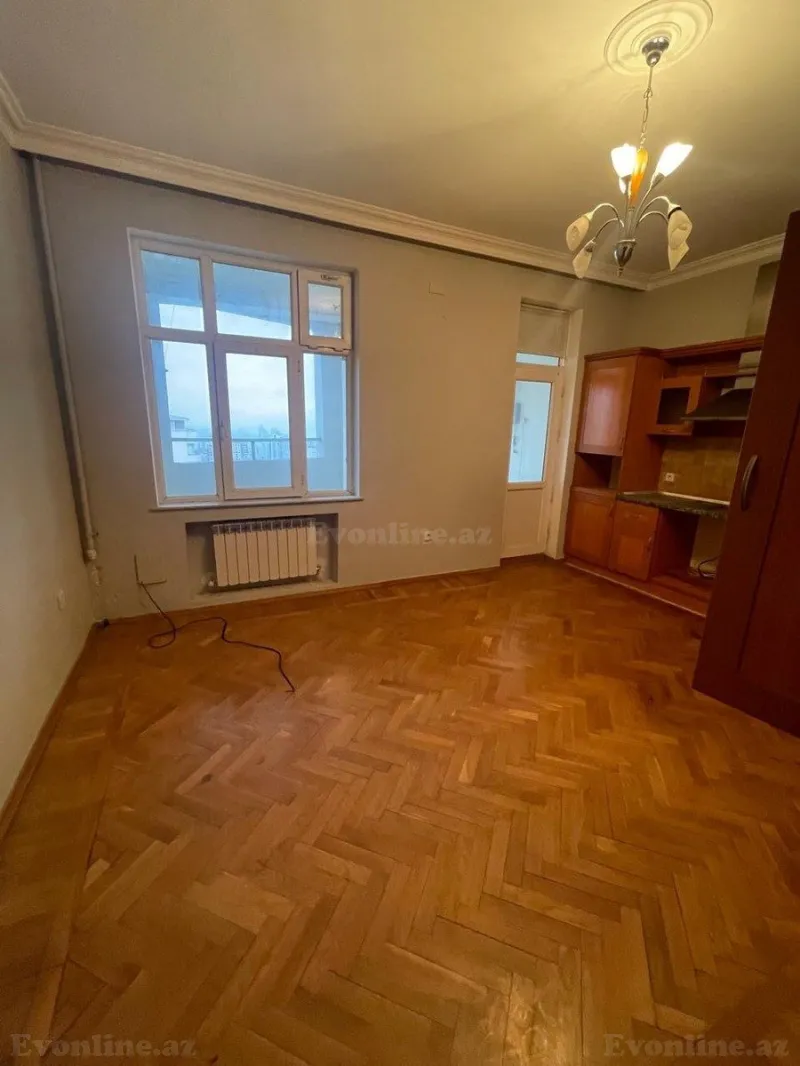 Satılır 4 otaqlı Mənzil Yeni tikili 185 m² Elmlər Akademiyası m. - şəkil 9