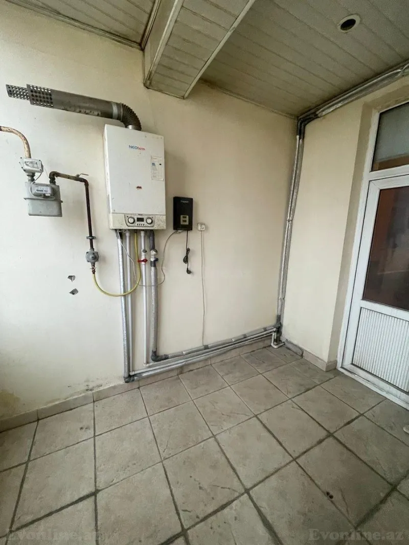 Satılır 4 otaqlı Mənzil Yeni tikili 185 m² Elmlər Akademiyası m. - şəkil 12