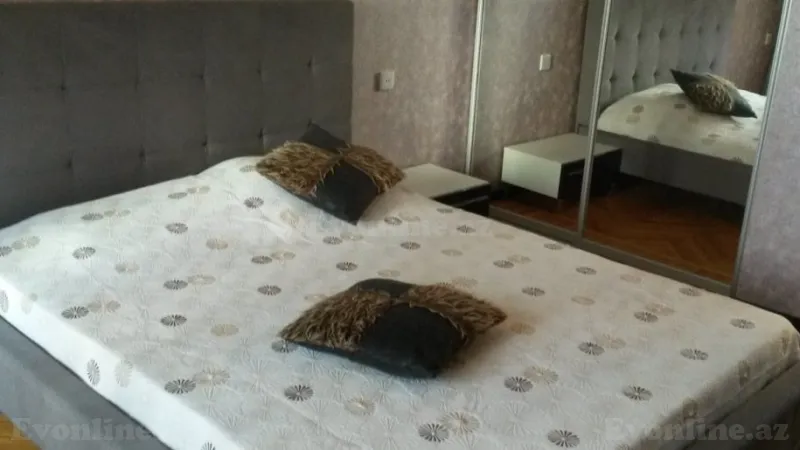 Satılır 2 otaqlı Mənzil Köhnə tikili 60 m² Nəsimi r. - şəkil 5