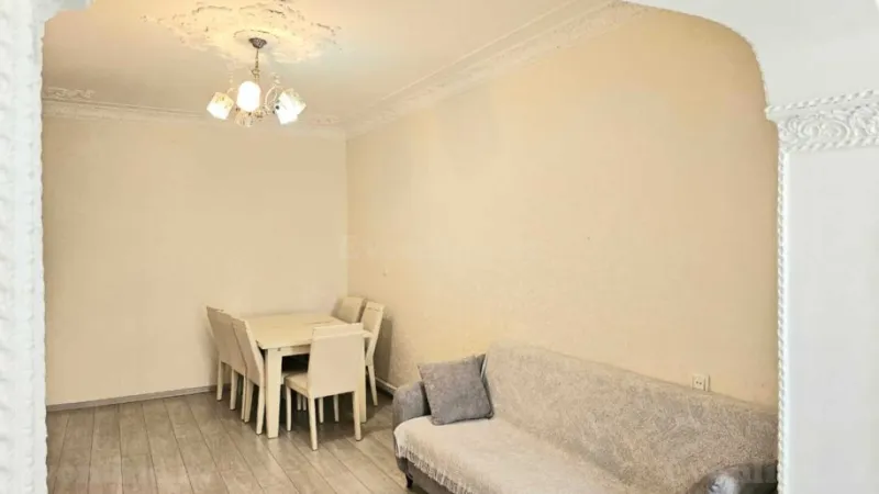 Kirayə verilir 3 otaqlı Mənzil Köhnə tikili 77 m² Gənclik m. - şəkil 3