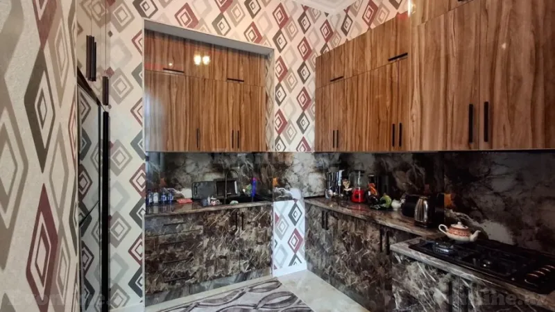 Satılır 3 otaqlı Mənzil Köhnə tikili 110 m² Sahil m. - şəkil 4