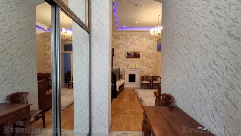 Satılır 3 otaqlı Mənzil Köhnə tikili 110 m² Sahil m. - şəkil 8