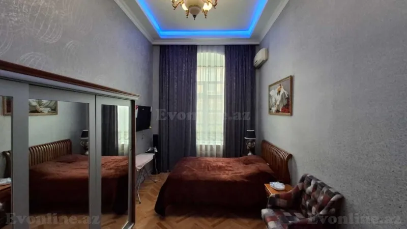 Satılır 3 otaqlı Mənzil Köhnə tikili 110 m² Sahil m. - şəkil 9
