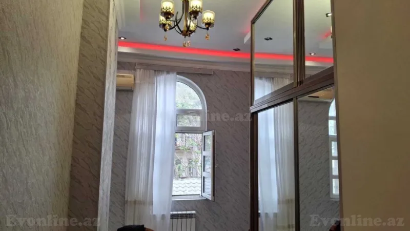 Satılır 3 otaqlı Mənzil Köhnə tikili 110 m² Sahil m. - şəkil 11