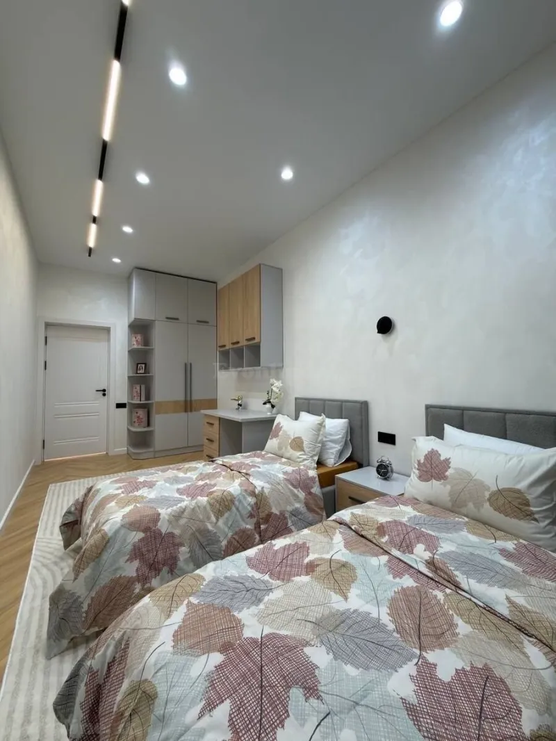 Kirayə verilir 3 otaqlı Mənzil Yeni tikili 130 m² 28 May m. - şəkil 6