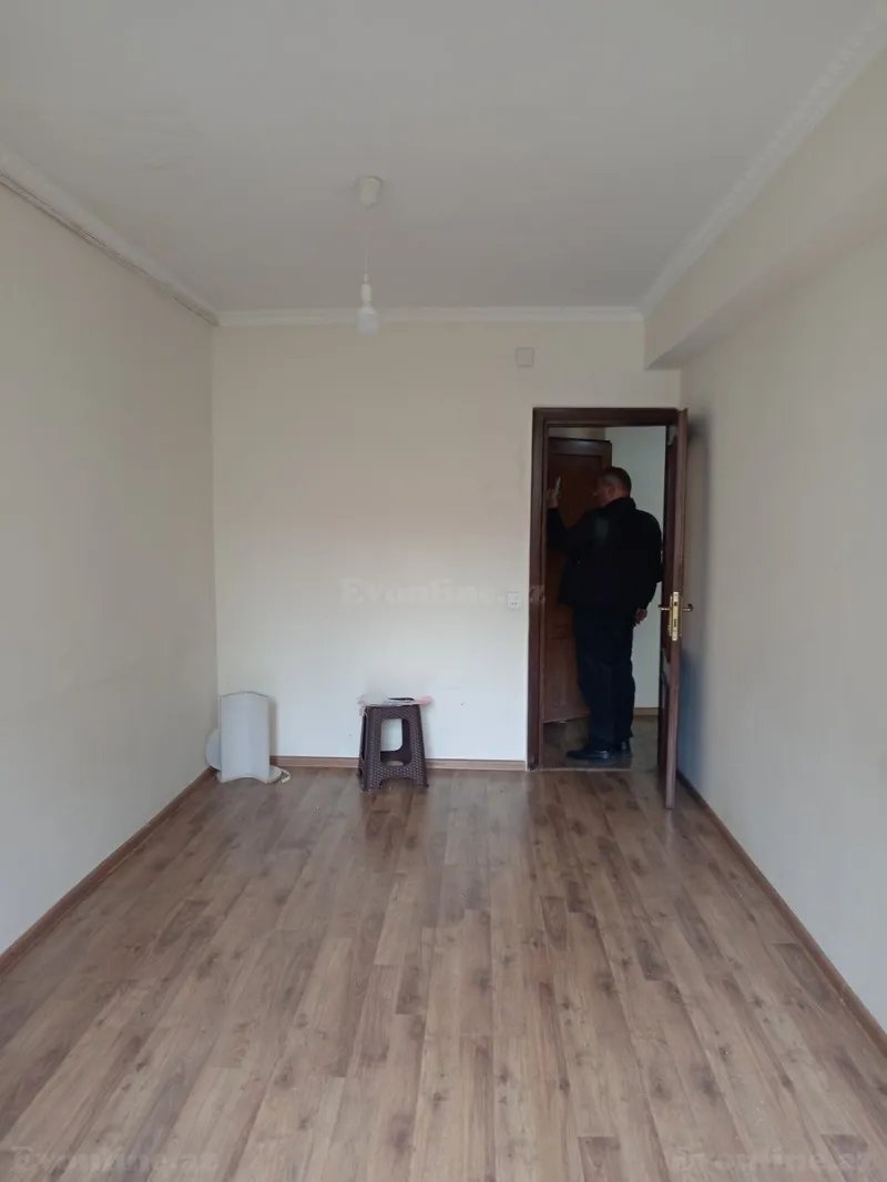 Satılır 1 otaqlı Mənzil Köhnə tikili 43 m² Gənclik m. - şəkil 5