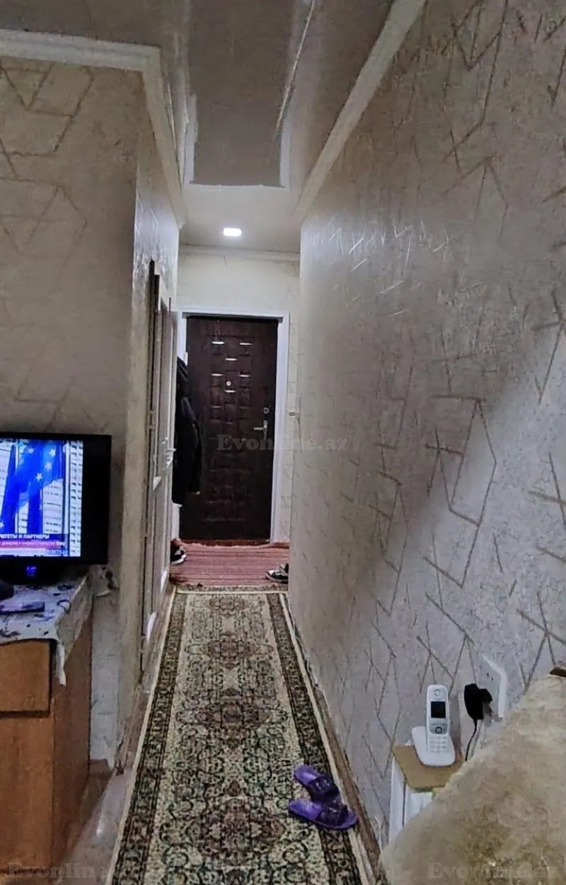 Satılır 2 otaqlı Mənzil Köhnə tikili 60 m² Suraxanı r. - şəkil 4