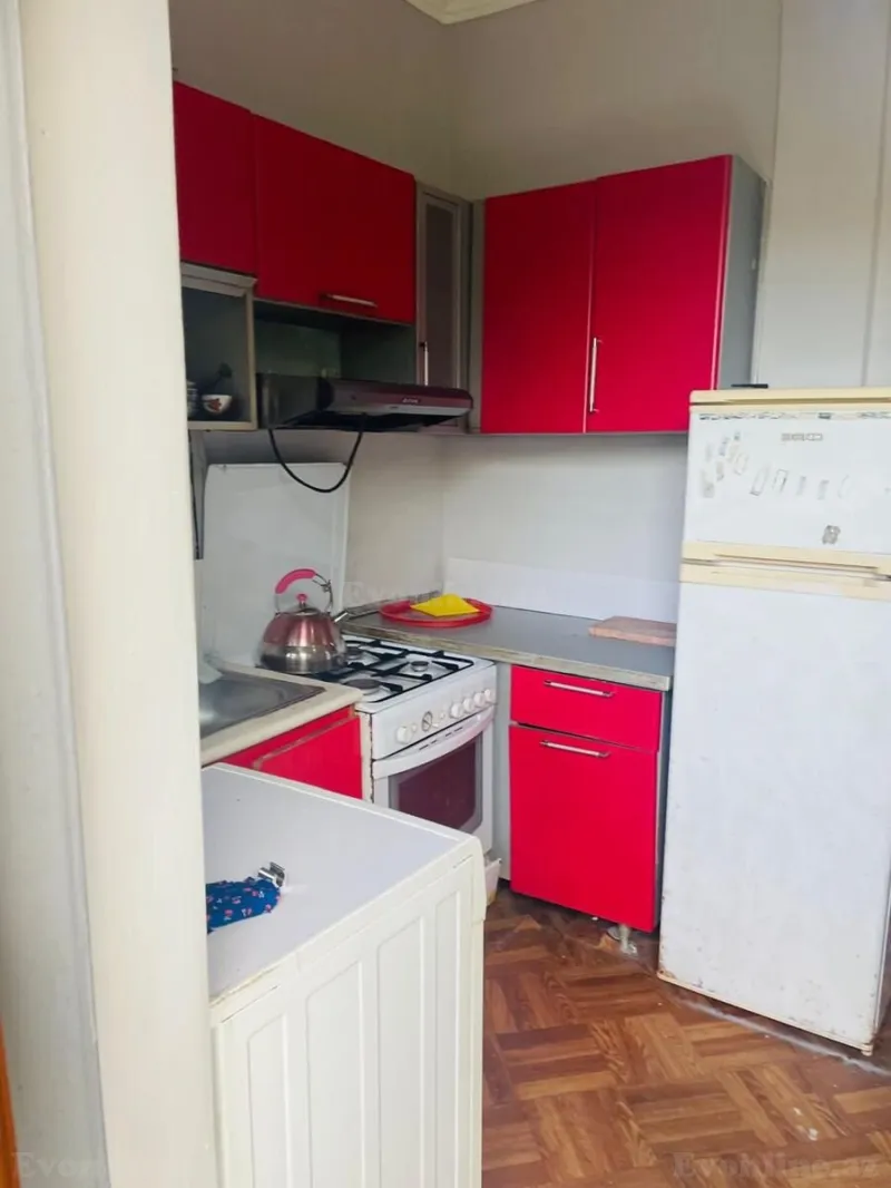 Kirayə verilir 2 otaqlı Mənzil Köhnə tikili 45 m² 28 May m. - şəkil 6