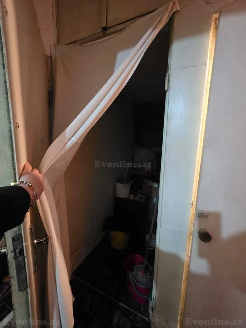 Satılır 2 otaqlı Mənzil Köhnə tikili 60 m² Xalqlar Dostluğu m. - şəkil 8