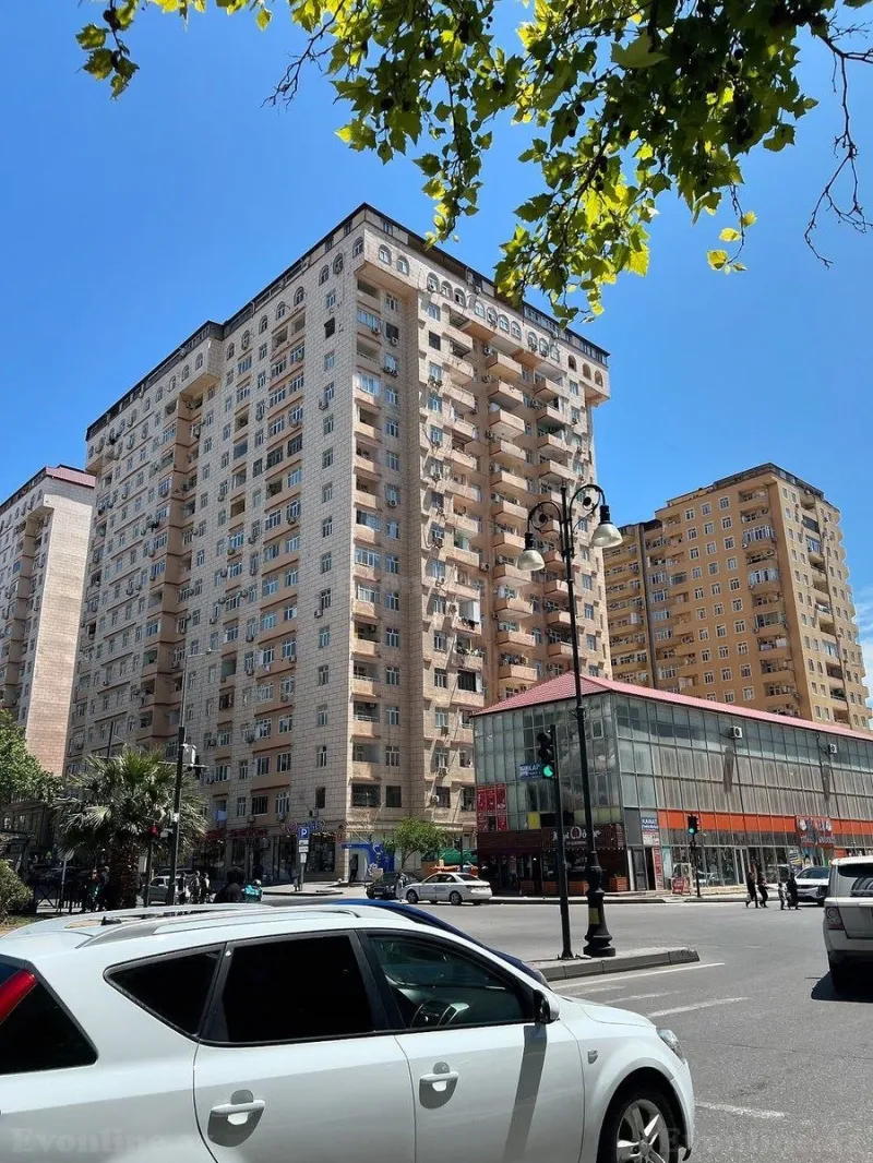 Satılır 2 otaqlı Mənzil Yeni tikili 70 m² Həzi Aslanov m.