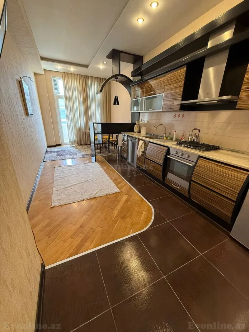 Kirayə verilir 3 otaqlı Mənzil Yeni tikili 145 m² Nəsimi r. - şəkil 3