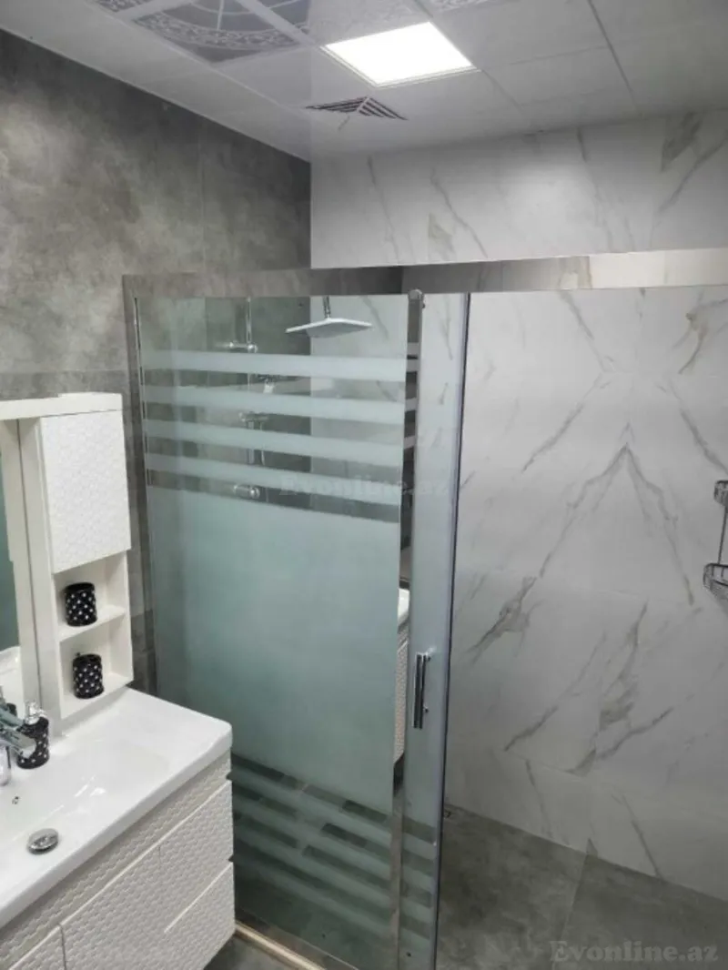Kirayə verilir 2 otaqlı Mənzil Yeni tikili 80 m² 8 Noyabr m. - şəkil 9