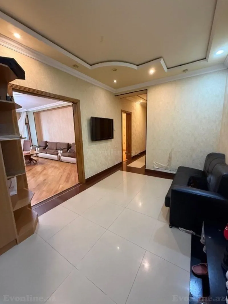 Kirayə verilir 3 otaqlı Mənzil Yeni tikili 150 m² Nəsimi r. - şəkil 7