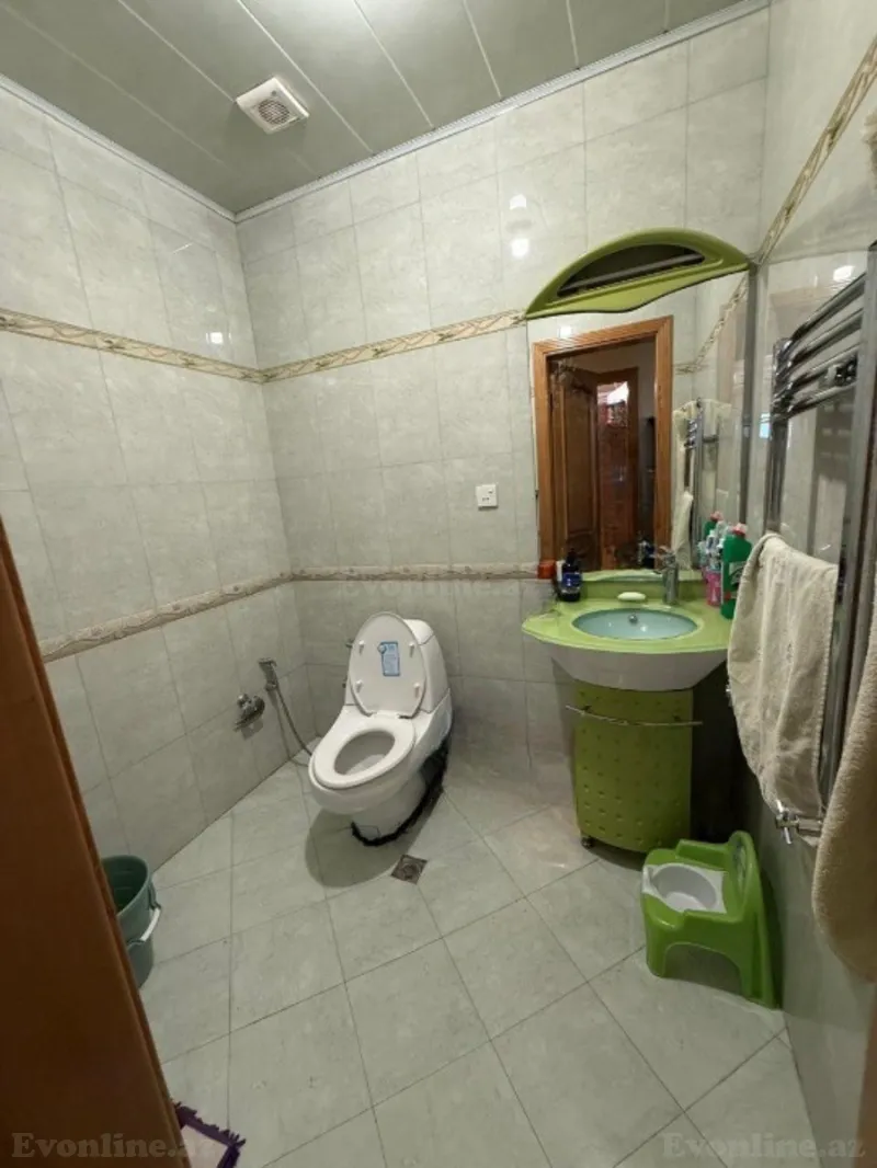 Kirayə verilir 3 otaqlı Mənzil Yeni tikili 150 m² Nəsimi r. - şəkil 8