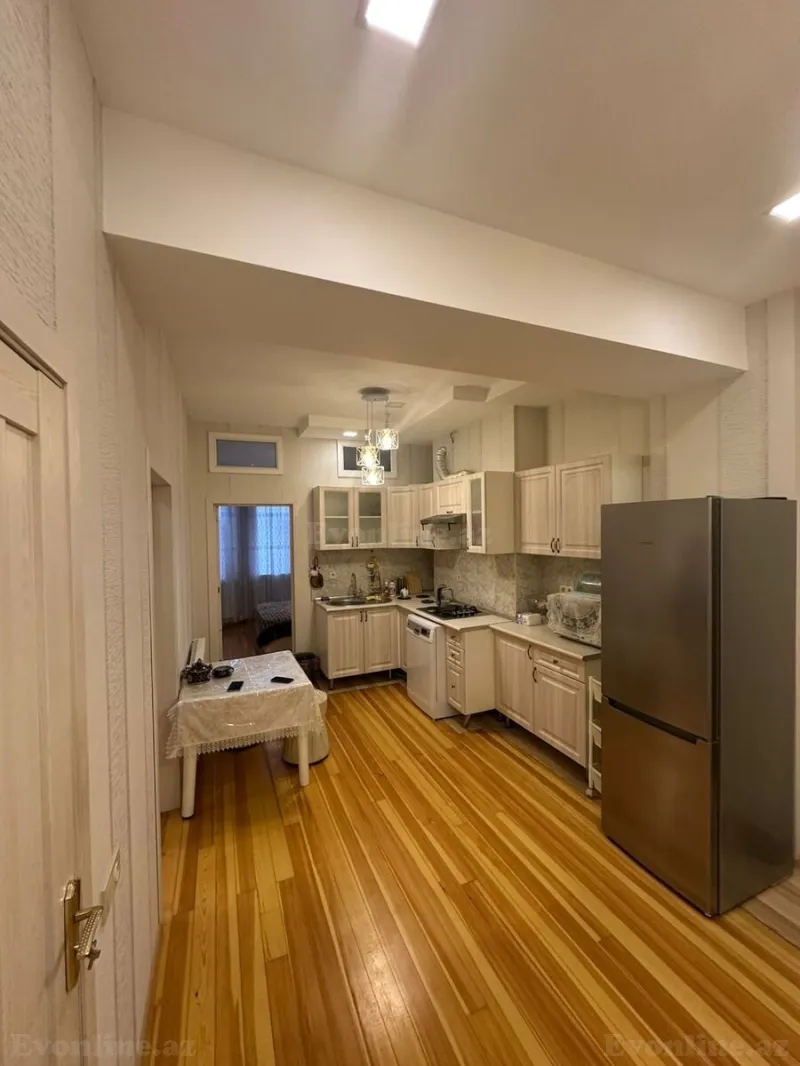 Kirayə verilir 2 otaqlı Mənzil Yeni tikili 70 m² Xətai m. - şəkil 5