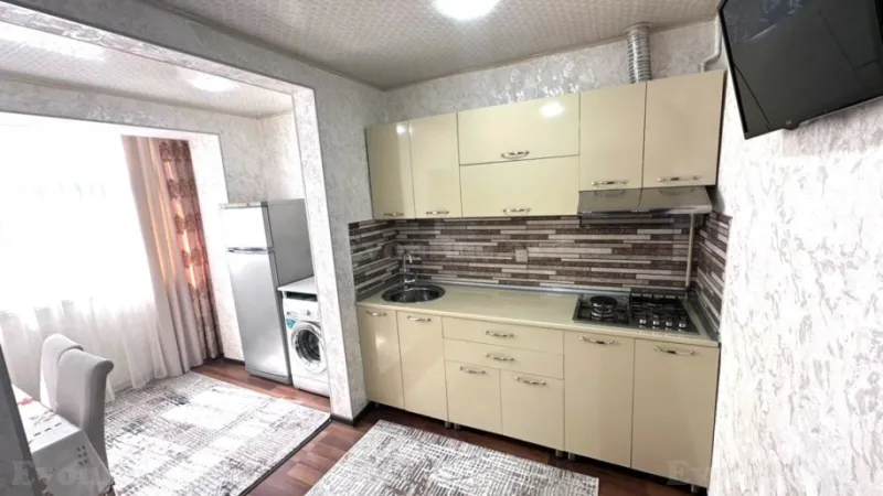 Kirayə verilir 2 otaqlı Mənzil Köhnə tikili 55 m² Əhmədli m. - şəkil 6
