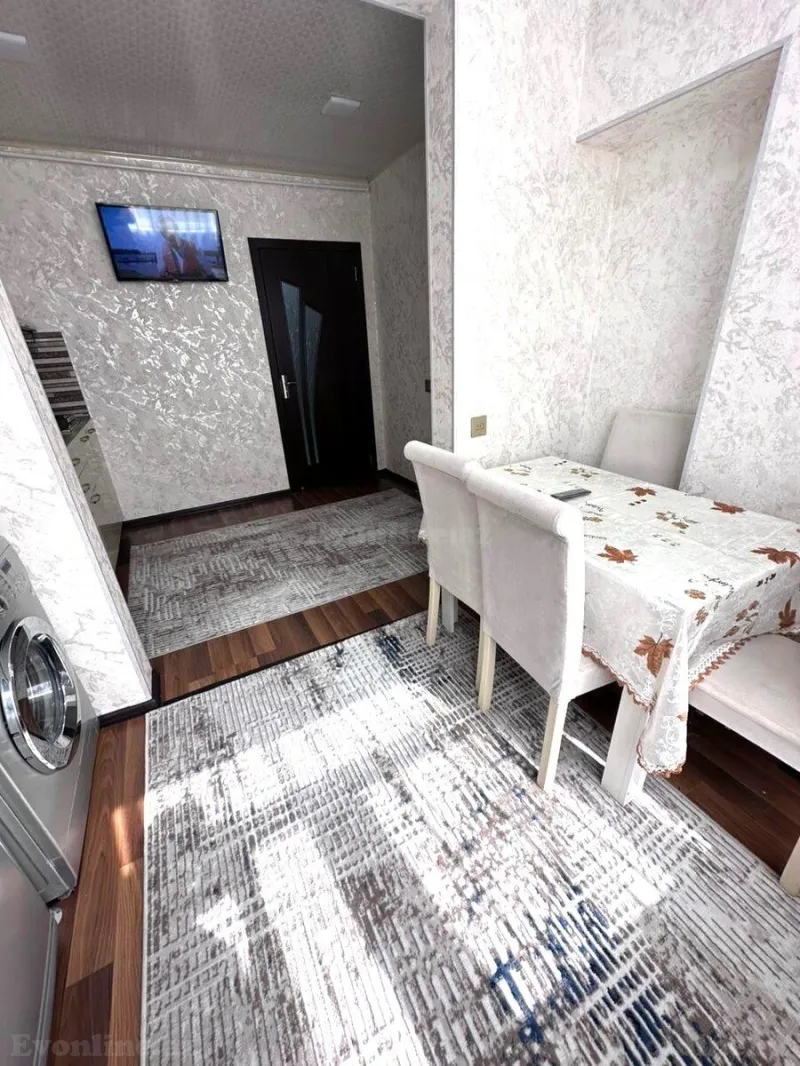 Kirayə verilir 2 otaqlı Mənzil Köhnə tikili 55 m² Əhmədli m. - şəkil 8