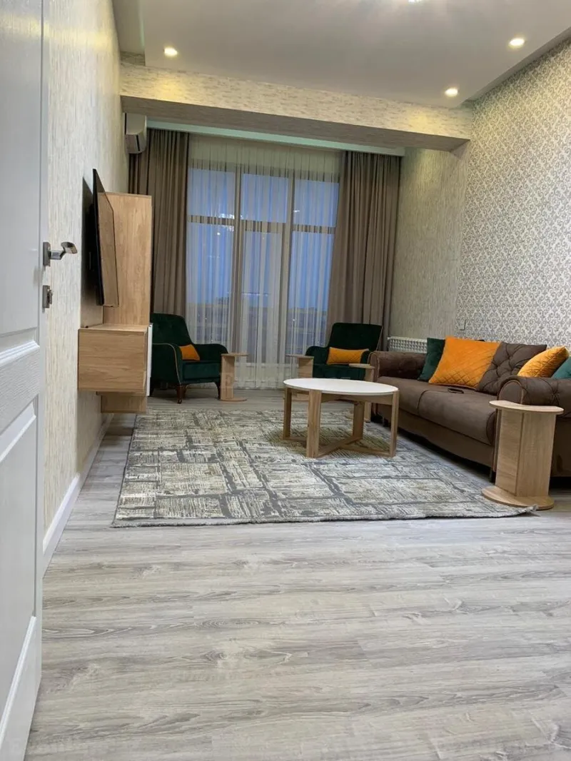 Kirayə verilir 2 otaqlı Mənzil Yeni tikili 75 m² Xətai m. - şəkil 4