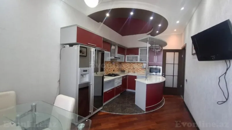 Kirayə verilir 3 otaqlı Mənzil Yeni tikili 172 m² 28 May m. - şəkil 7
