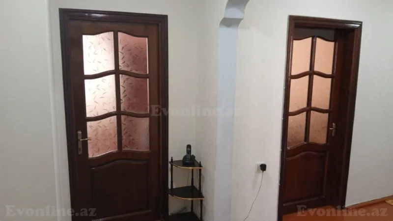 Satılır 4 otaqlı Mənzil Köhnə tikili 104 m² Suraxanı r. - şəkil 2