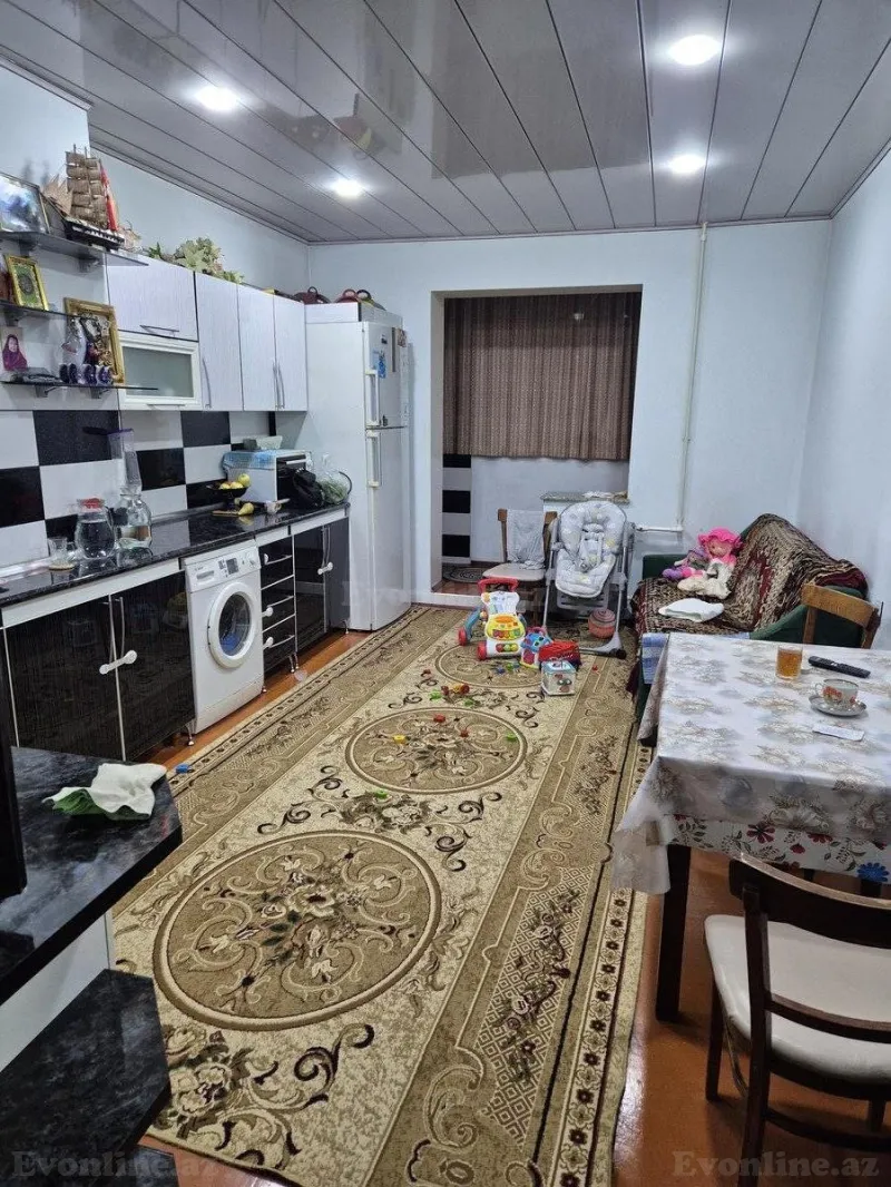 Satılır 4 otaqlı Mənzil Köhnə tikili 104 m² Suraxanı r. - şəkil 7