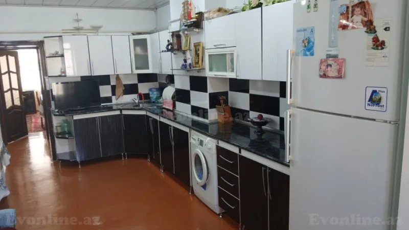 Satılır 4 otaqlı Mənzil Köhnə tikili 104 m² Suraxanı r. - şəkil 9