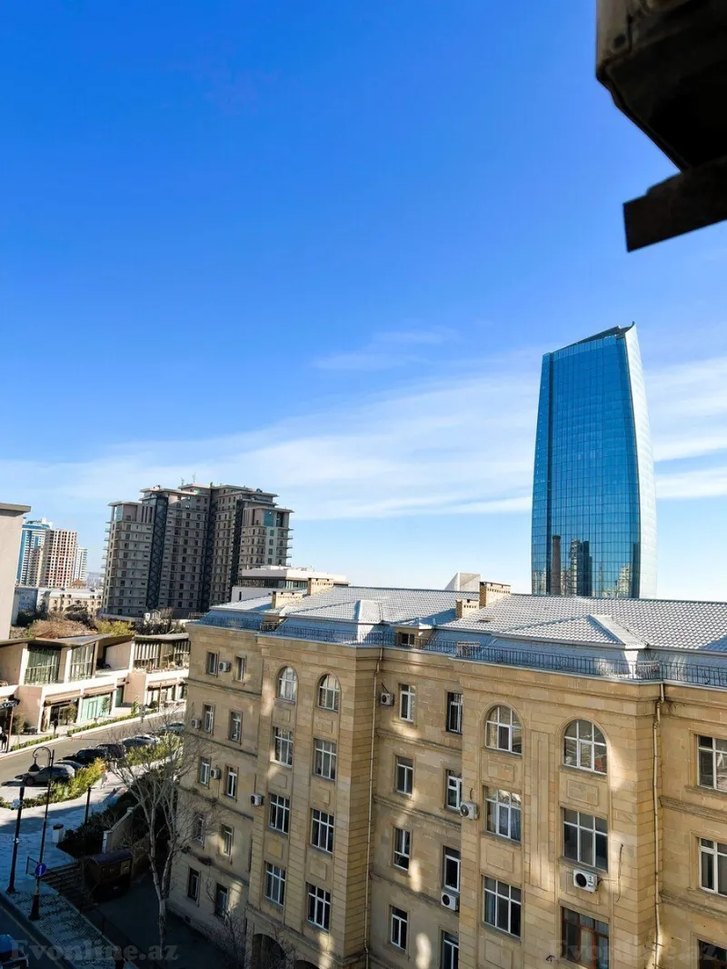 Kirayə verilir 3 otaqlı Mənzil Yeni tikili 190 m² 28 May m. - şəkil 5