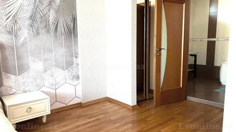 Kirayə verilir 3 otaqlı Mənzil Yeni tikili 190 m² 28 May m. - şəkil 7