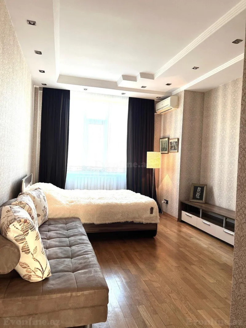 Kirayə verilir 3 otaqlı Mənzil Yeni tikili 190 m² 28 May m. - şəkil 9