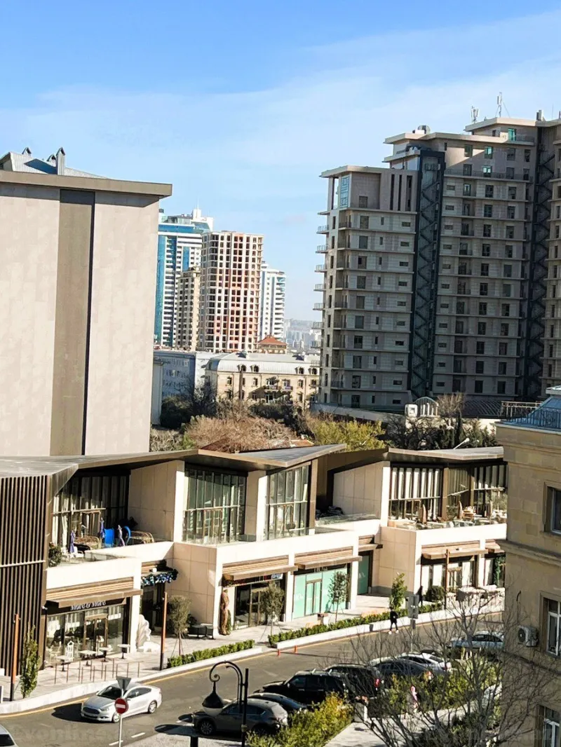 Kirayə verilir 3 otaqlı Mənzil Yeni tikili 190 m² 28 May m. - şəkil 16