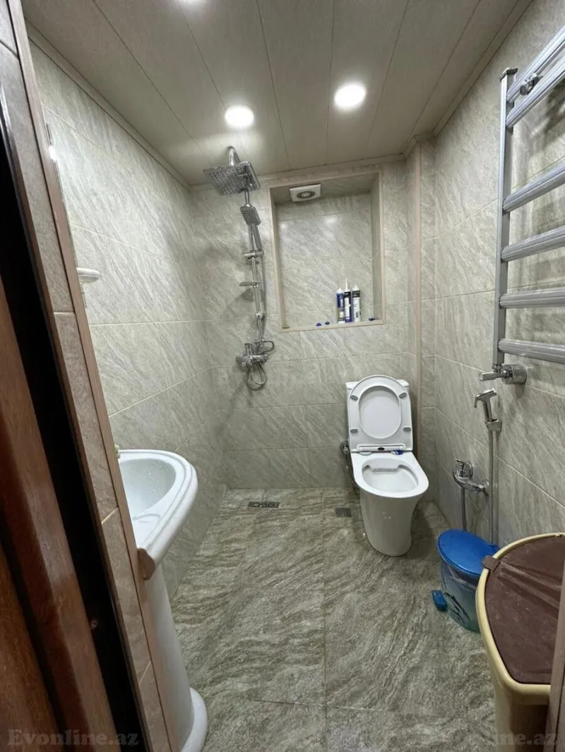 Kirayə verilir 2 otaqlı Mənzil Köhnə tikili 75 m² Gənclik m. - şəkil 11
