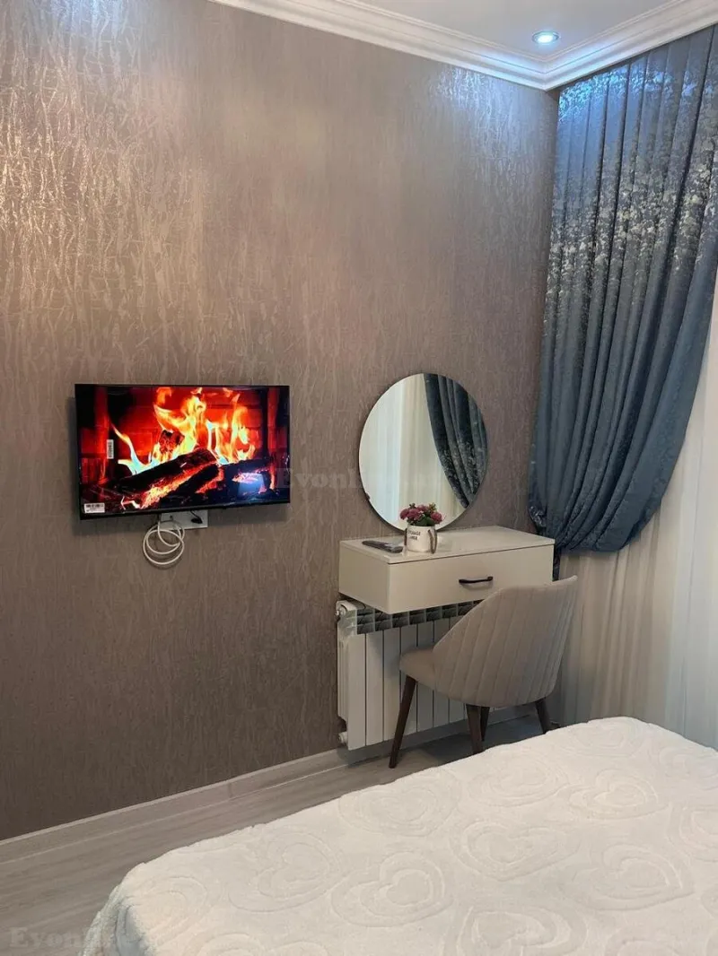 Kirayə verilir 2 otaqlı Mənzil Yeni tikili 60 m² Nərimanov r. - şəkil 12