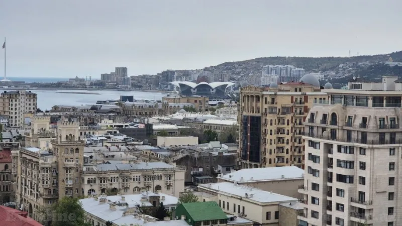 Satılır 4 otaqlı Mənzil Yeni tikili 200 m² Nizami m. - şəkil 2
