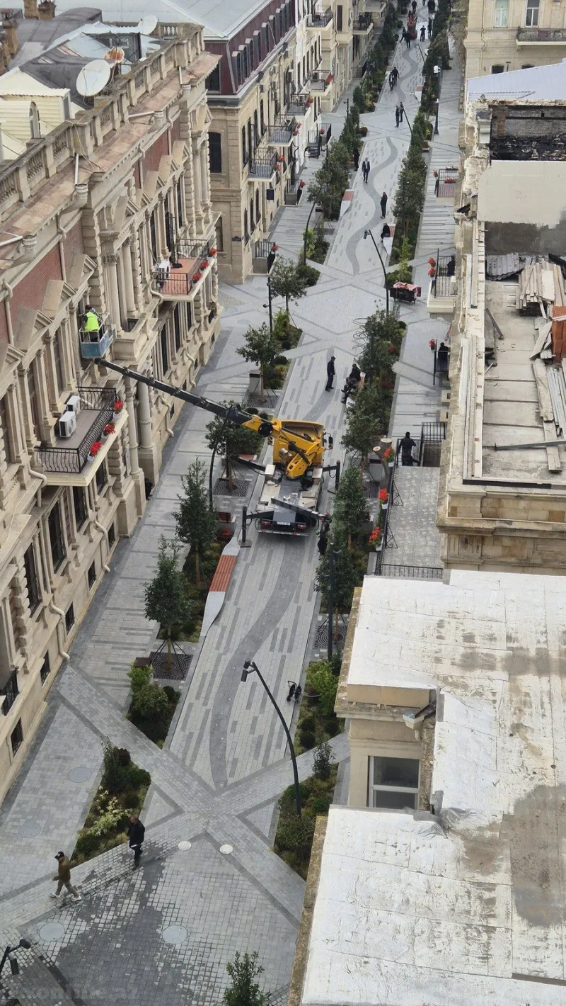 Satılır 4 otaqlı Mənzil Yeni tikili 200 m² Nizami m. - şəkil 5