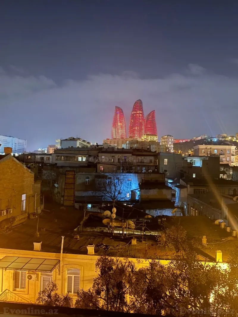 Satılır 3 otaqlı Mənzil Köhnə tikili 86 m² İçərişəhər m. - şəkil 10