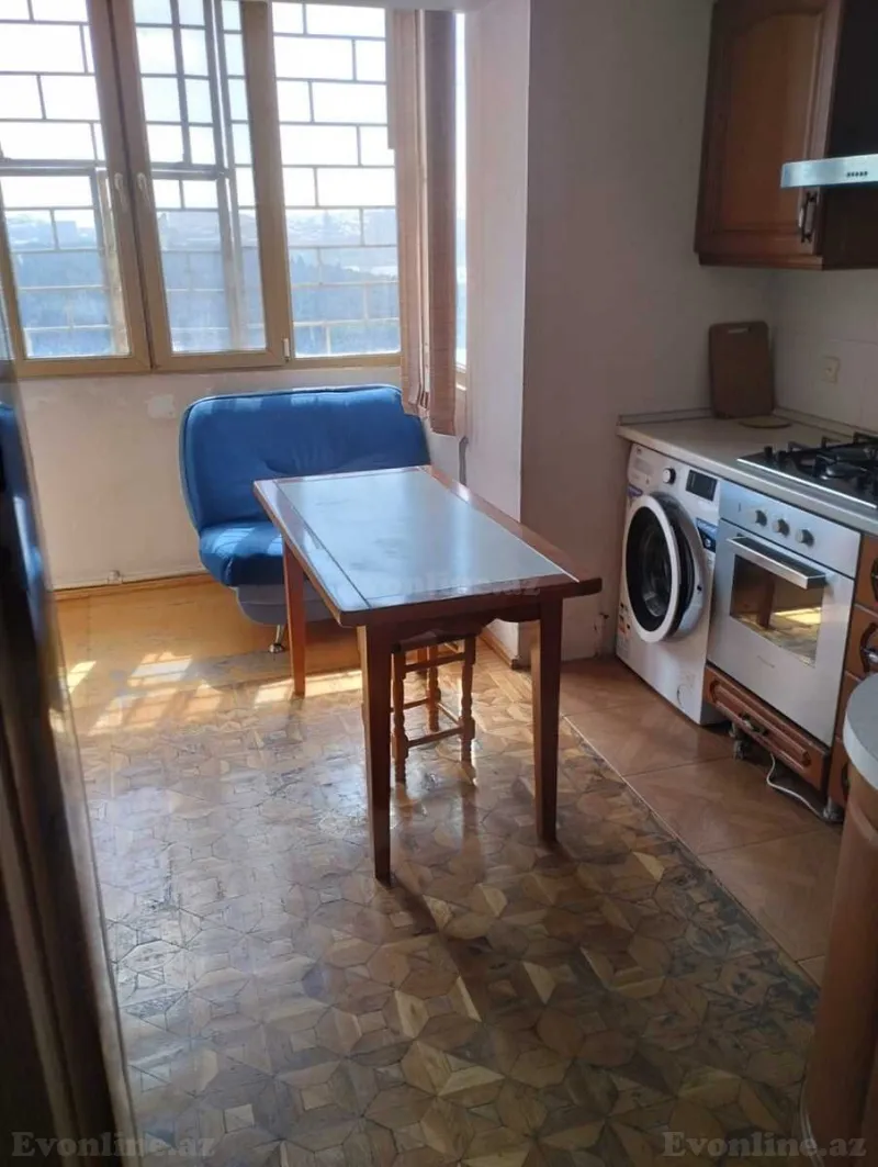 Satılır 4 otaqlı Mənzil Köhnə tikili 81.6 m² Elmlər Akademiyası m. - şəkil 7
