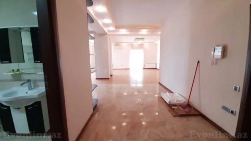 Satılır 4 otaqlı Mənzil Yeni tikili 360 m² Gənclik m. - şəkil 27