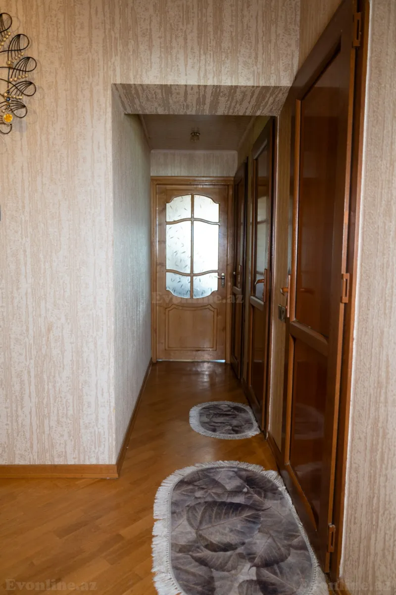 Satılır 4 otaqlı Mənzil Köhnə tikili 100 m² Q.Qarayev pr. - şəkil 4
