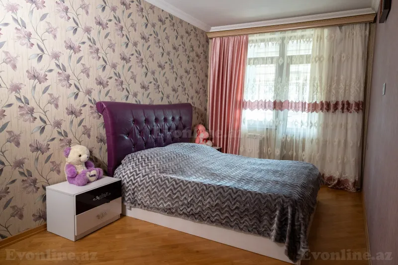 Satılır 4 otaqlı Mənzil Köhnə tikili 100 m² Q.Qarayev pr. - şəkil 5